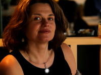Modèle Aylin collier fleur de vie opalite bijou lithothérapie géométrie sacrée